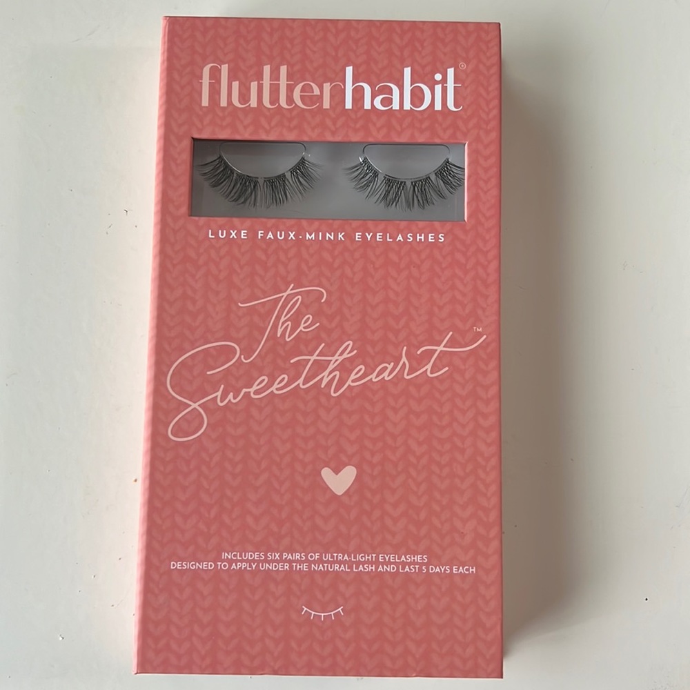 Flutter Habit  THE SWEETHEART.   New in box